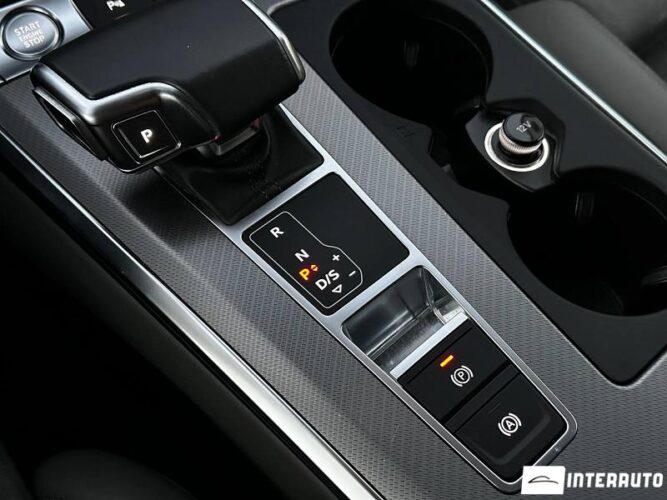Audi A6 45 interauto-car