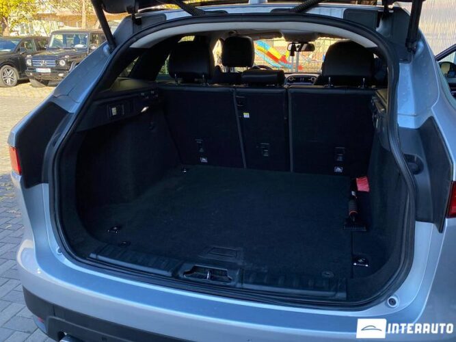 Jaguar F-Pace 54 interauto-car