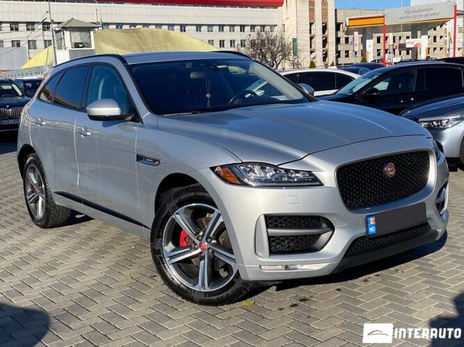 Jaguar F-Pace 36 interauto-car