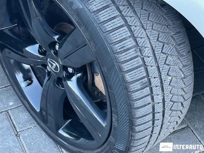 Lexus IS 300h 36 interauto-car