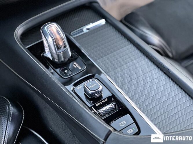 Volvo XC 90 52 interauto-car