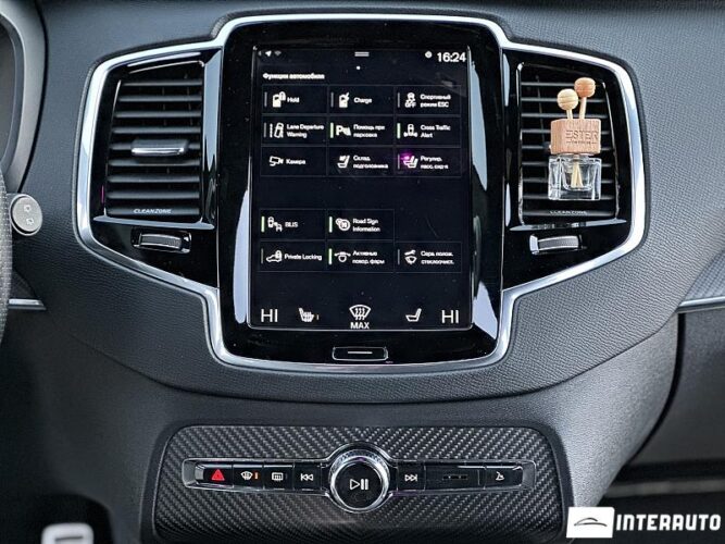 Volvo XC 90 51 interauto-car