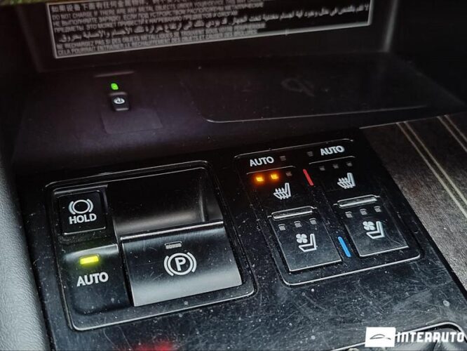 Lexus RX 450h 54 interauto-car