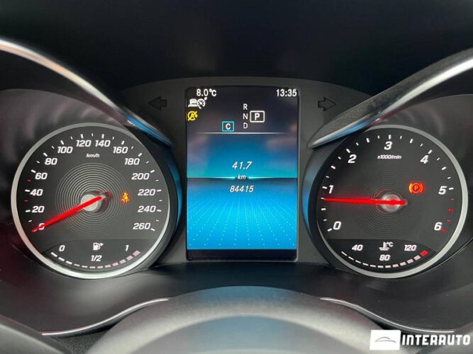 Mercedes C 220 38 interauto-car
