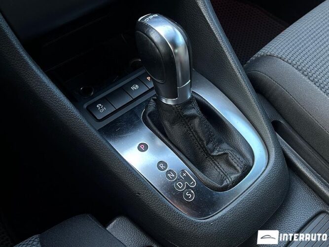 Volkswagen Golf 39 interauto-car