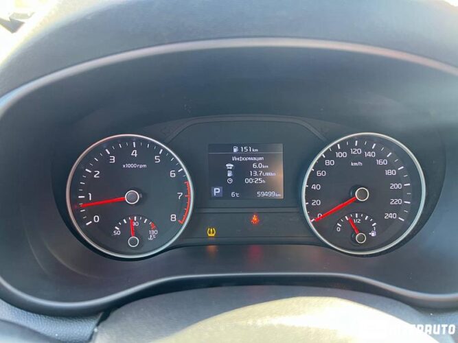 Kia Sportage 38 interauto-car