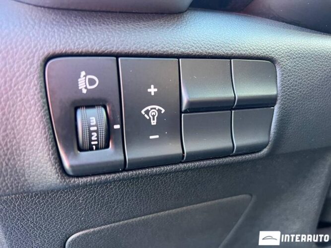 Kia Sportage 35 interauto-car