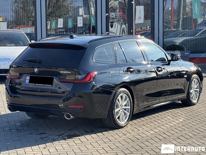 BMW 330E 41 interauto-car