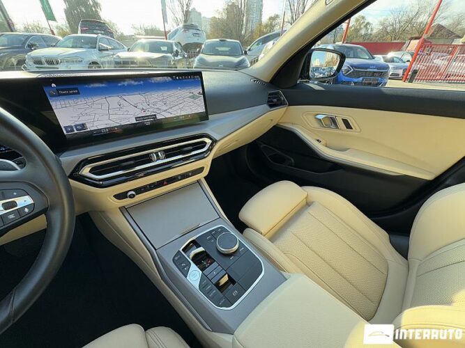 BMW 330E 55 interauto-car