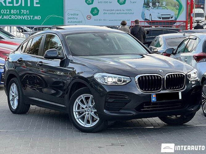 BMW X4 2.0D 33 interauto-car
