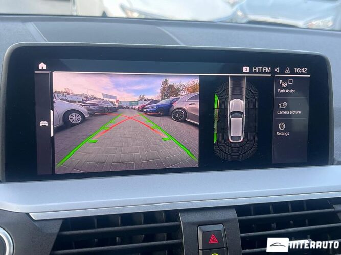 BMW X4 2.0D 40 interauto-car