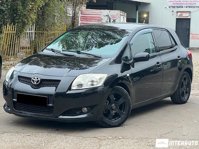 Toyota Auris 26 interauto-car