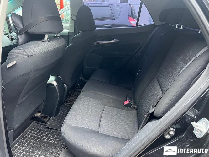 Toyota Auris 31 interauto-car