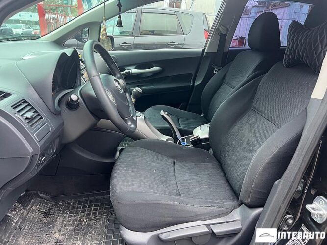 Toyota Auris 30 interauto-car