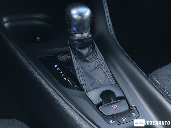 Toyota C-HR 44 interauto-car