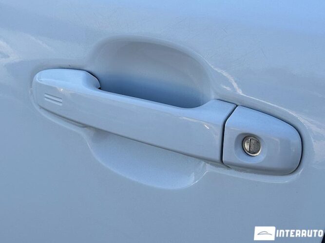 Toyota C-HR 49 interauto-car