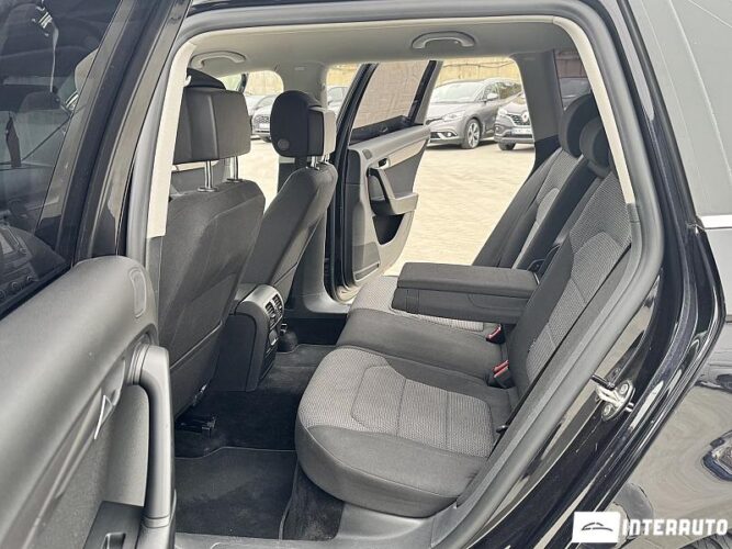 Volkswagen Passat 43 interauto-car