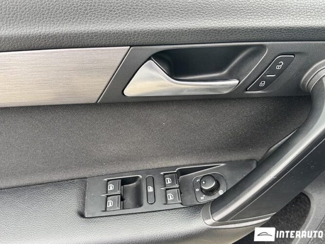 Volkswagen Passat 47 interauto-car