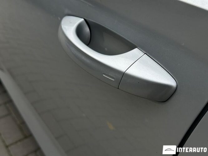 Skoda Superb 43 interauto-car