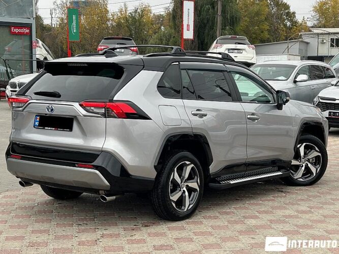 Toyota Rav-4 38 interauto-car