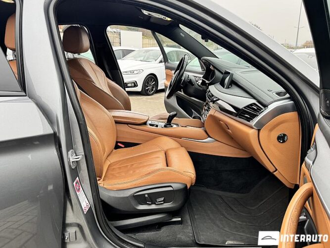 BMW X6 3.5i 52 interauto-car