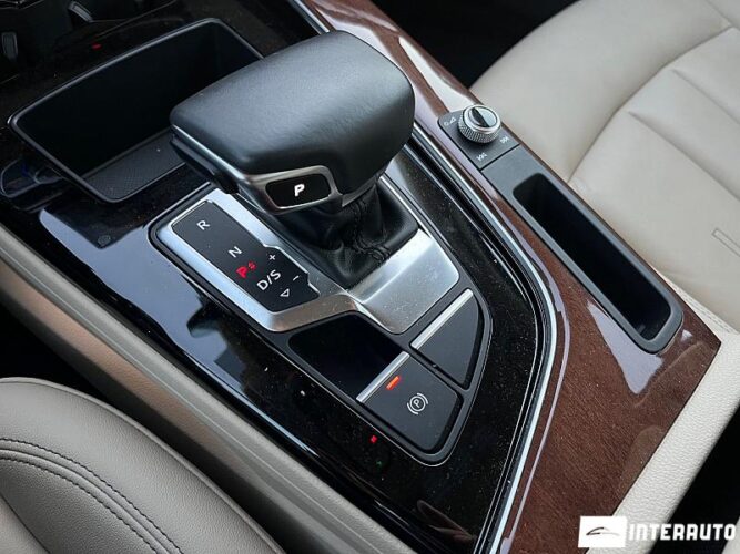 Audi A4 50 interauto-car