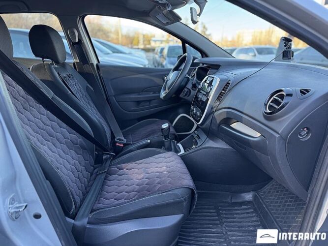 Renault Captur 44 interauto-car