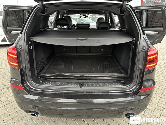 BMW X3 2.0D 54 interauto-car