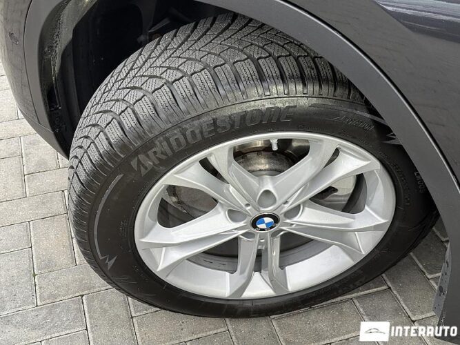 BMW X3 2.0D 49 interauto-car