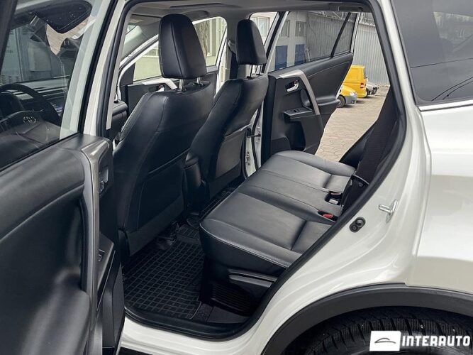 Toyota Rav-4 48 toyota Rav-4 2017