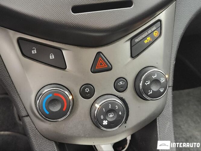 Chevrolet Aveo 41 interauto-car