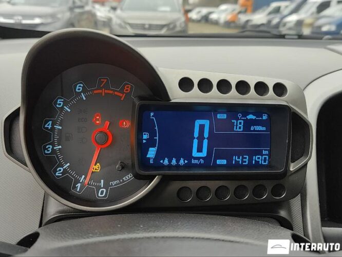 Chevrolet Aveo 39 interauto-car