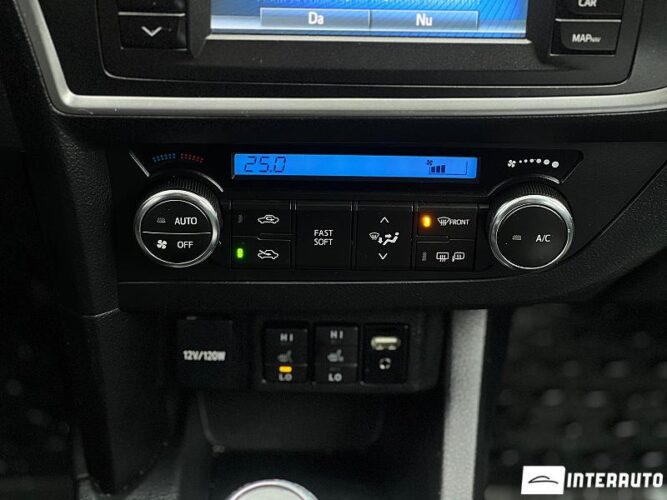 Toyota Auris 40 interauto-car