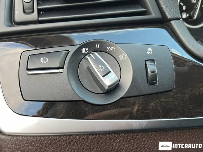 BMW 528 38 interauto-car