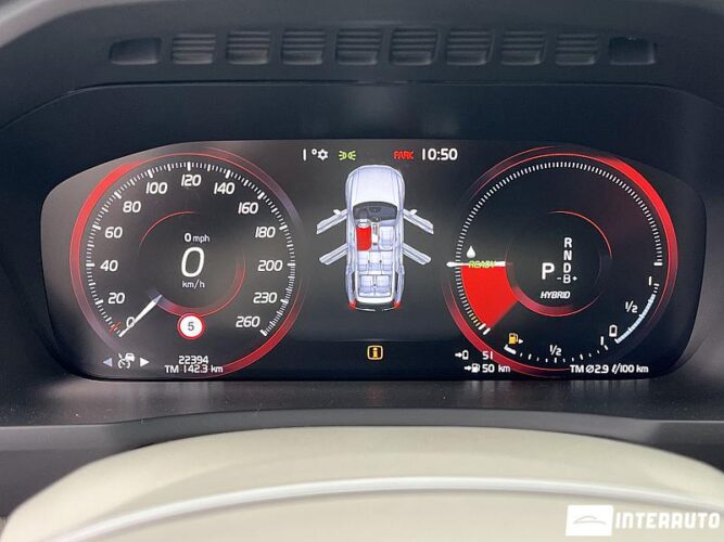 Volvo XC 90 48 interauto-car