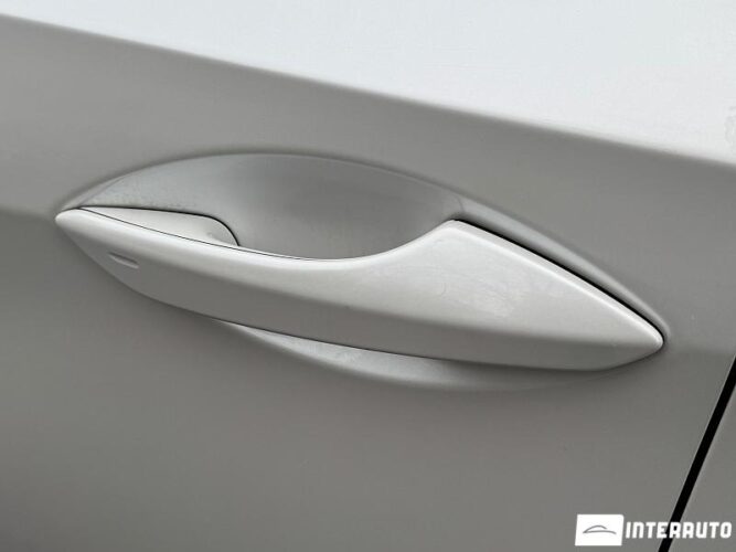 Lexus RX 300 42 interauto-car