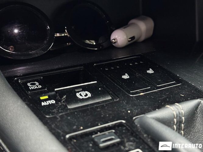 Lexus RX 300 41 interauto-car