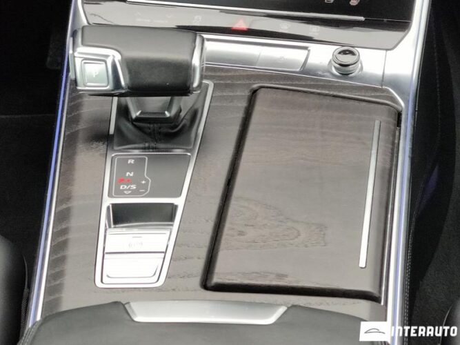 Audi A7 49 interauto-car