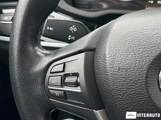 BMW X3 2.8i 40 interauto-car