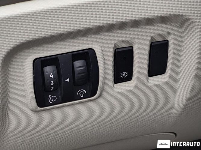 Renault Captur 42 interauto-car