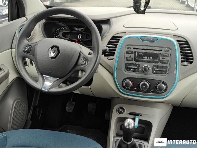 Renault Captur 37 interauto-car