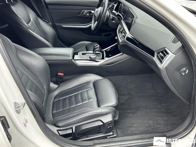 BMW 330E 47 interauto-car