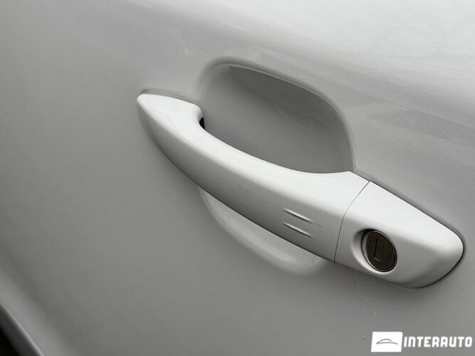 Peugeot 2008 37 interauto-car