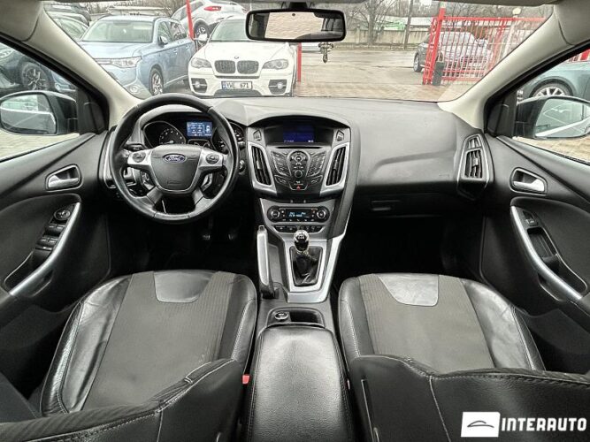 Ford Focus 36 interauto-car