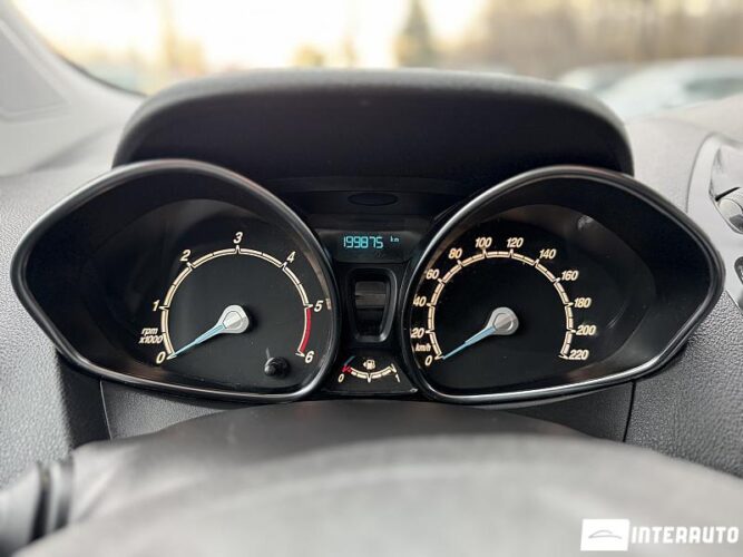 Ford Tourneo Courier 39 interauto-car