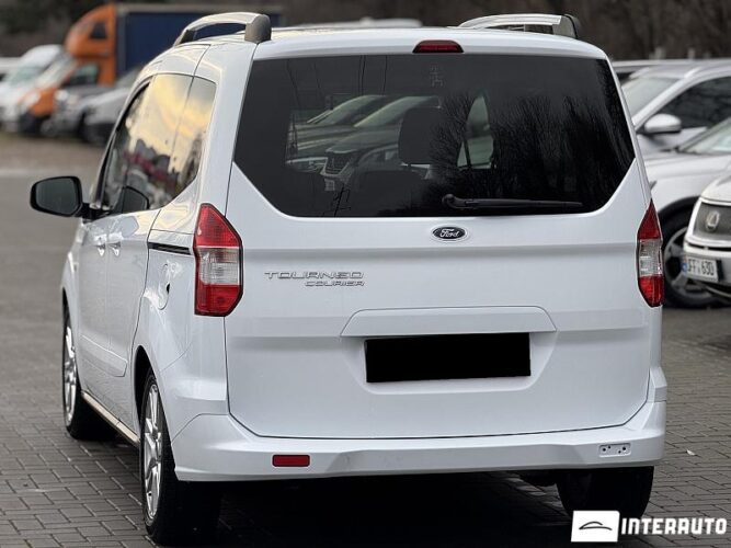 Ford Tourneo Courier 32 interauto-car