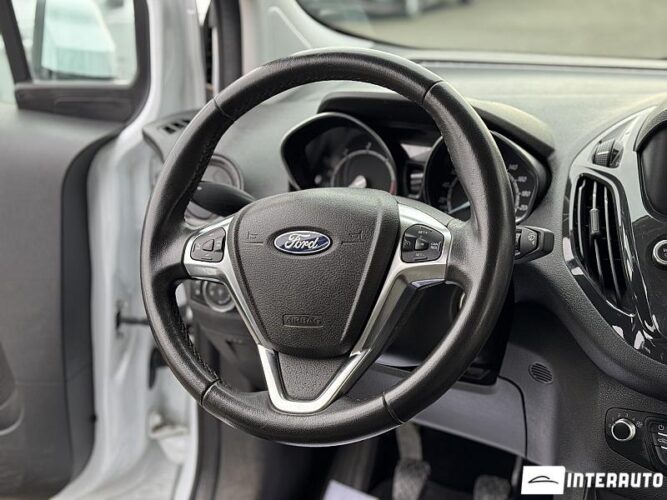 Ford Tourneo Courier 38 interauto-car