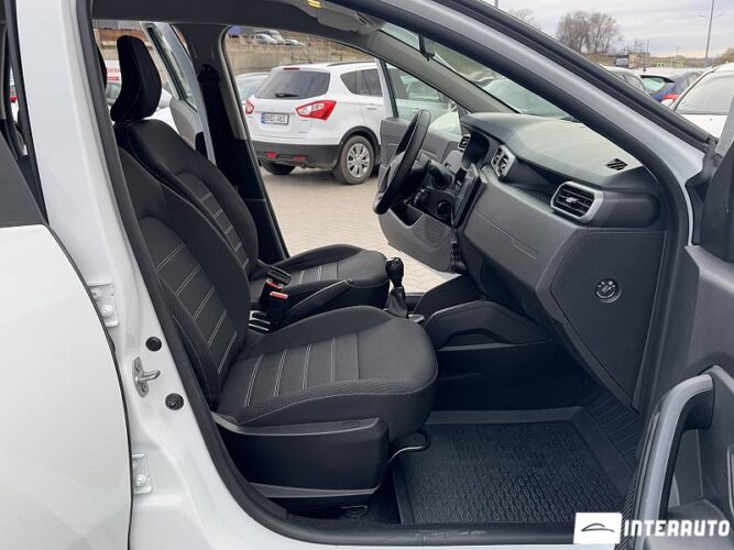 Dacia Duster 44 interauto-car