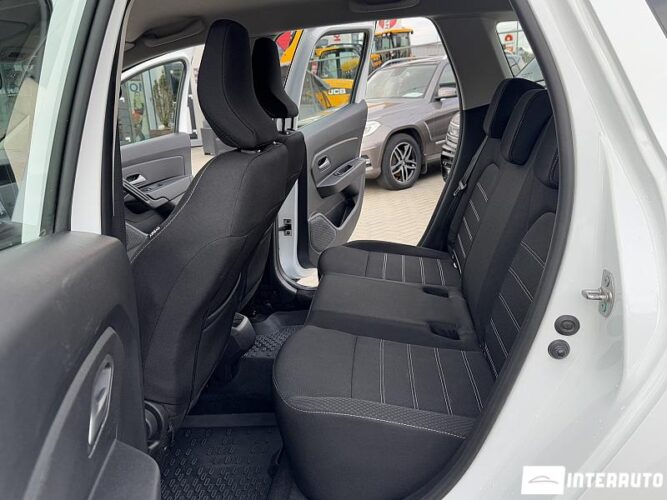 Dacia Duster 42 interauto-car