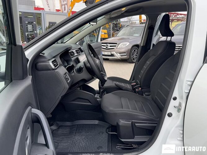 Dacia Duster 35 interauto-car